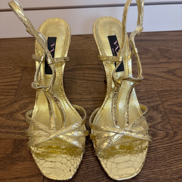 Nina New York gold sandals 4 inch heel size 7 - Picture 2 of 6